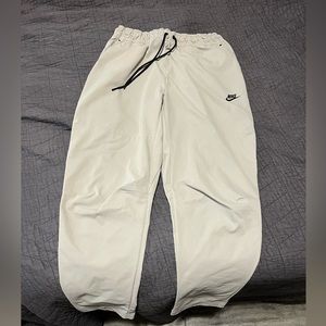 Nike Khaki Tapered Pants/Joggers